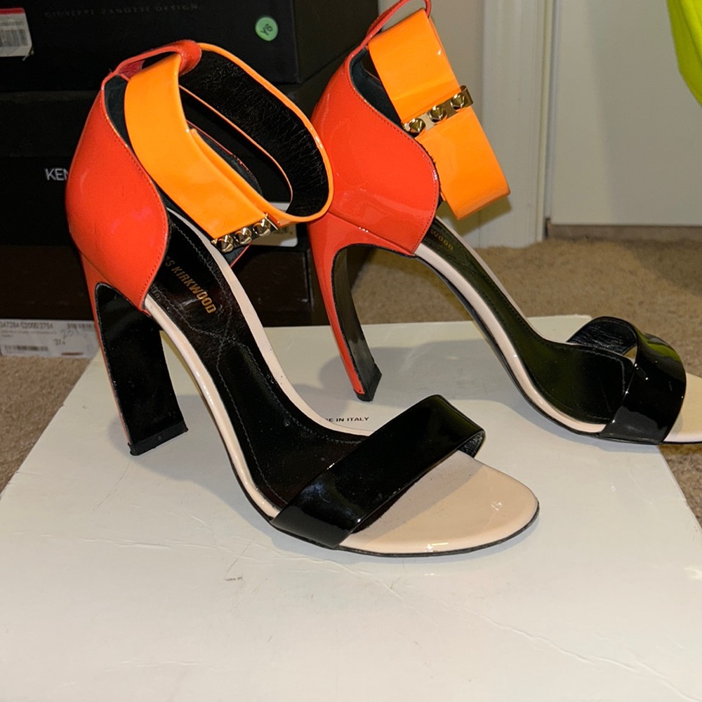 Nicholas Kirkwood Orange and Black Patent Leather Ankle Strap Sandals